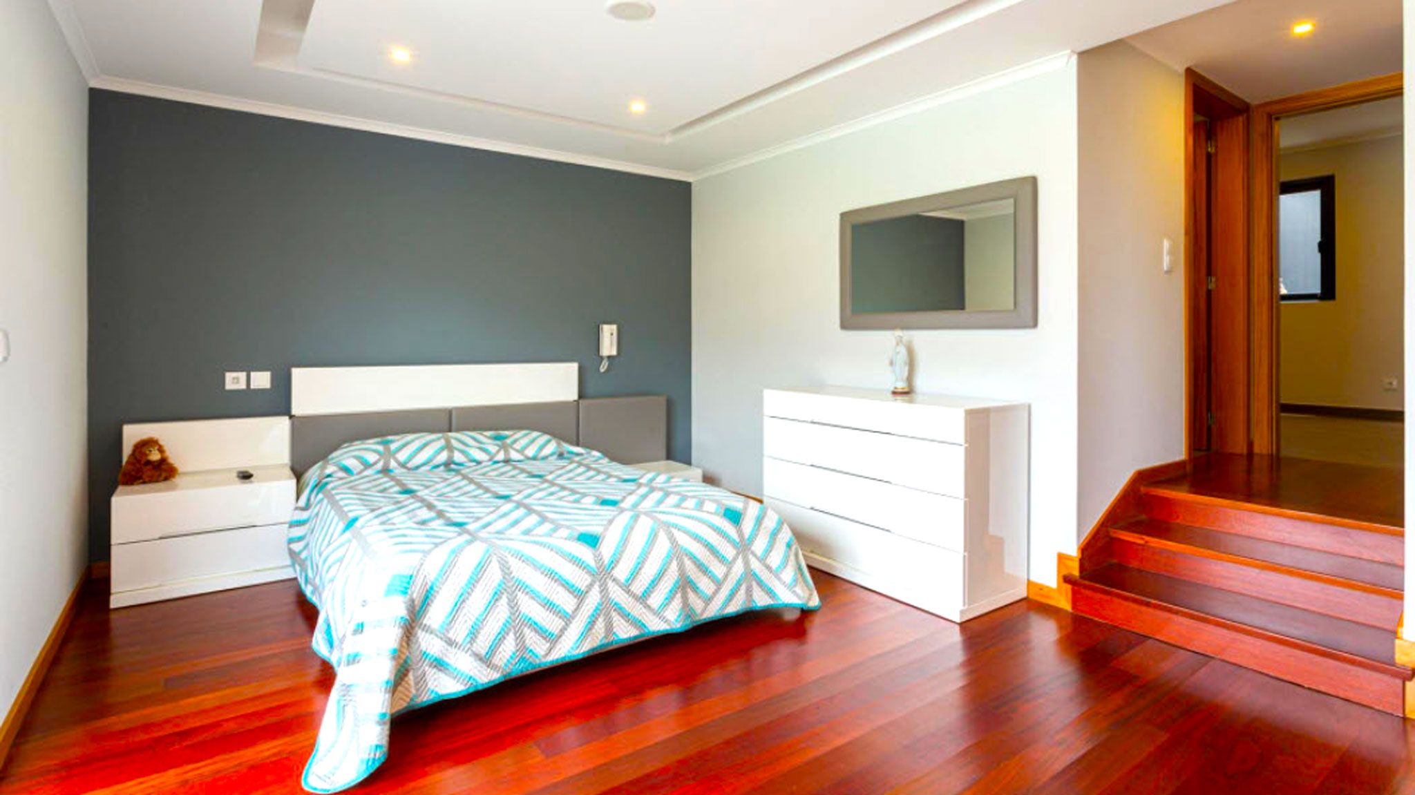 M522 Bedroom
