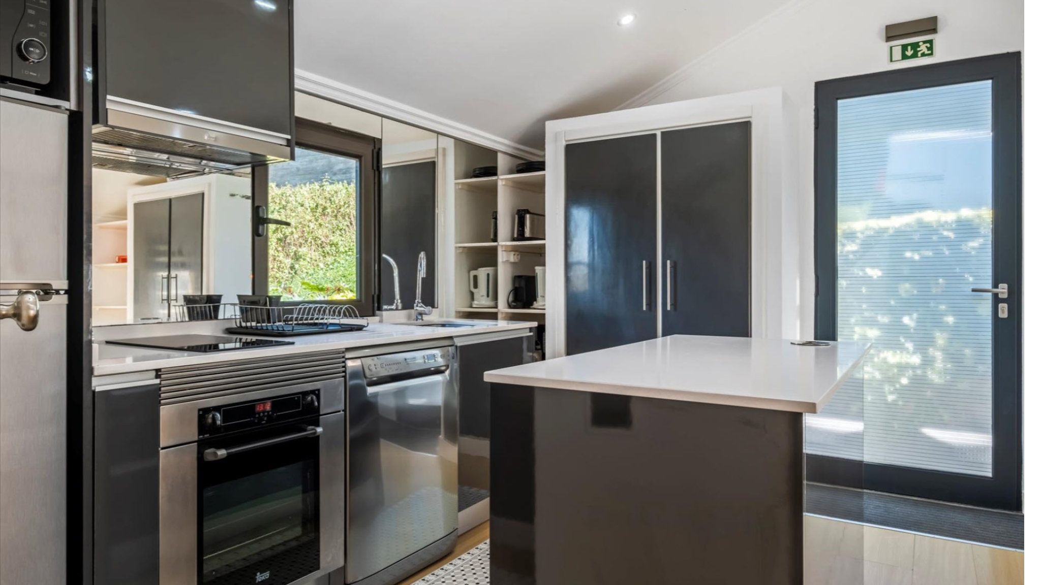 M712 Dachgeschoss Küche