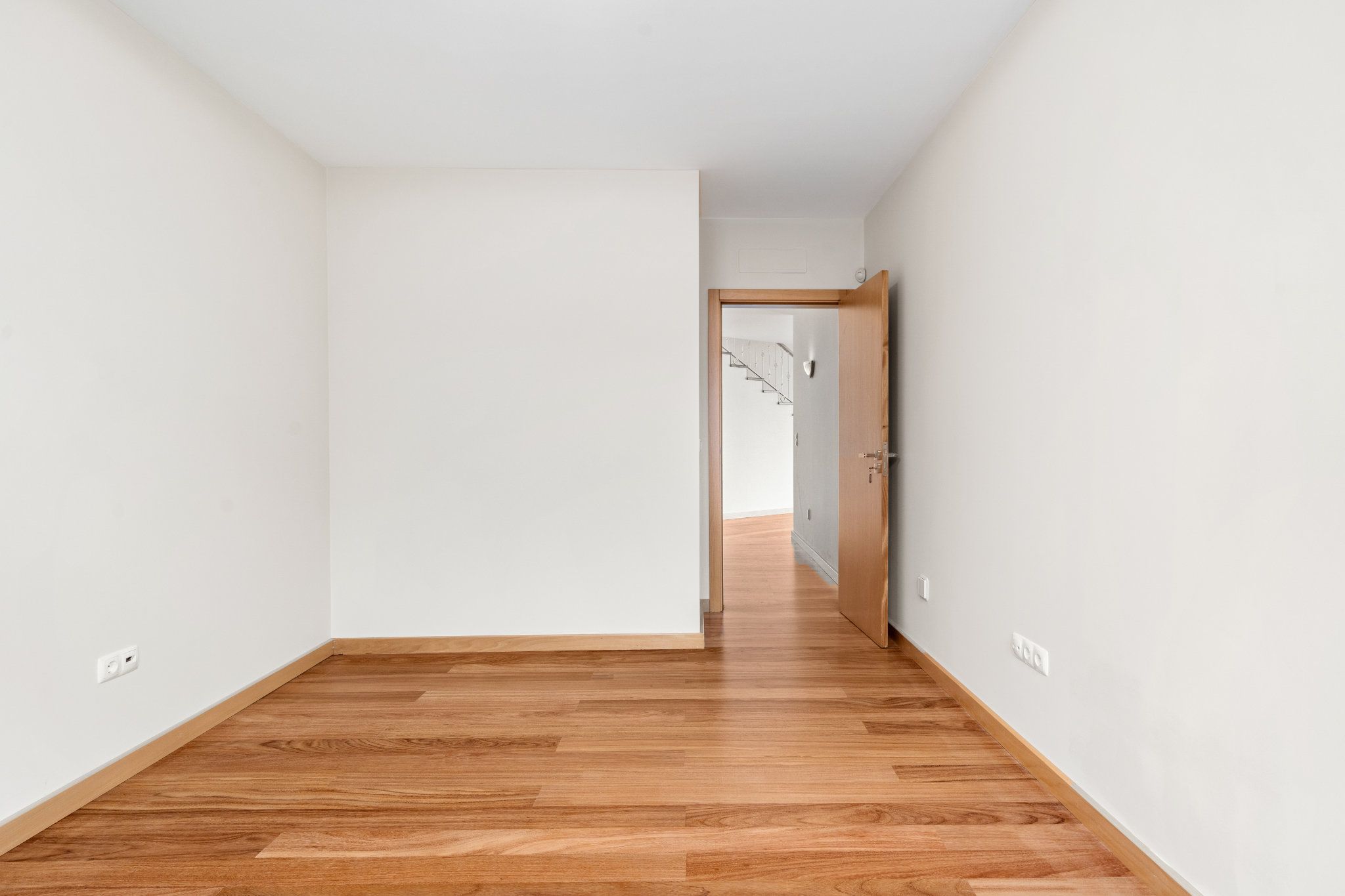 M761 Bedroom