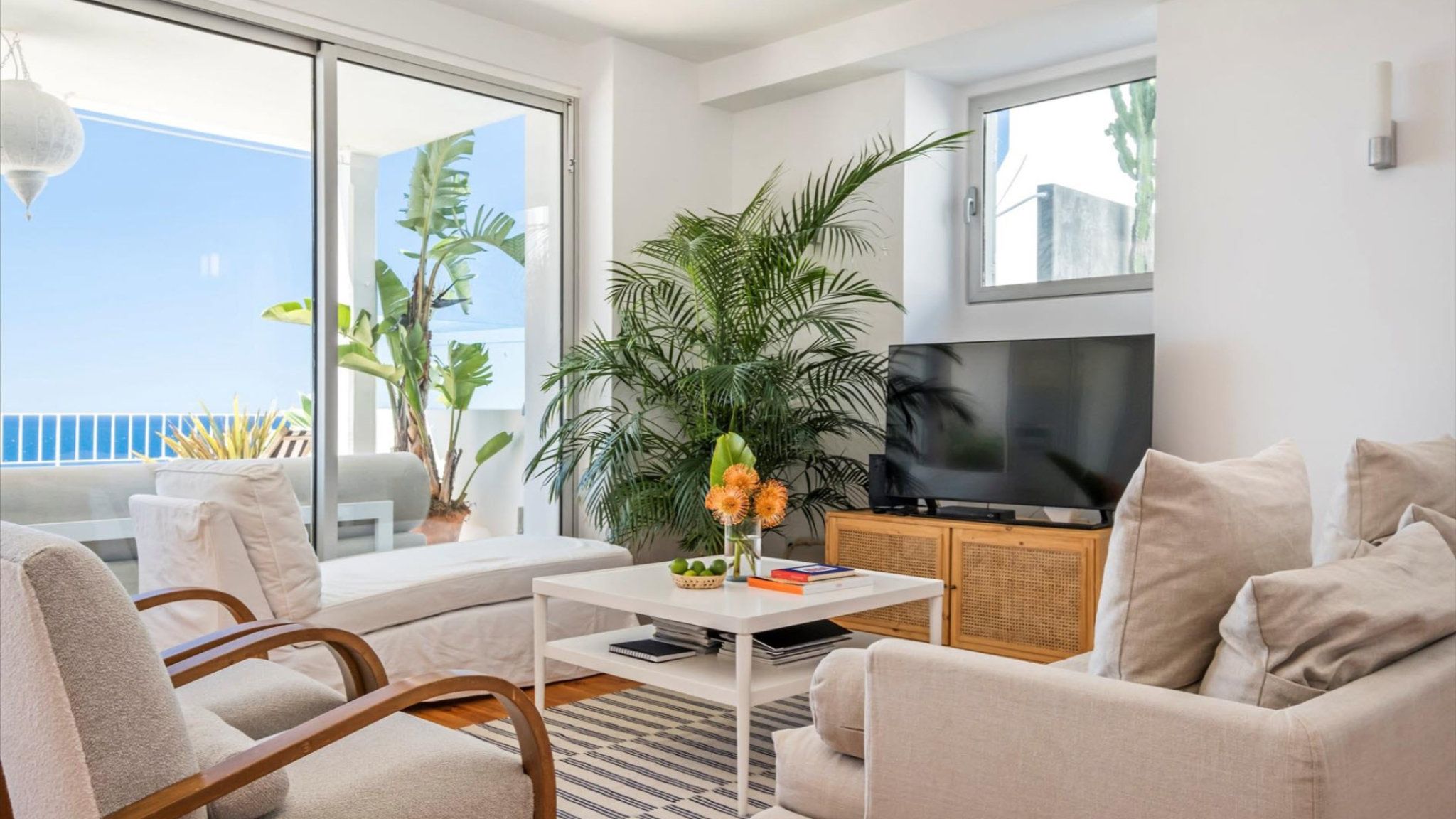 M732 Wohnzimmer