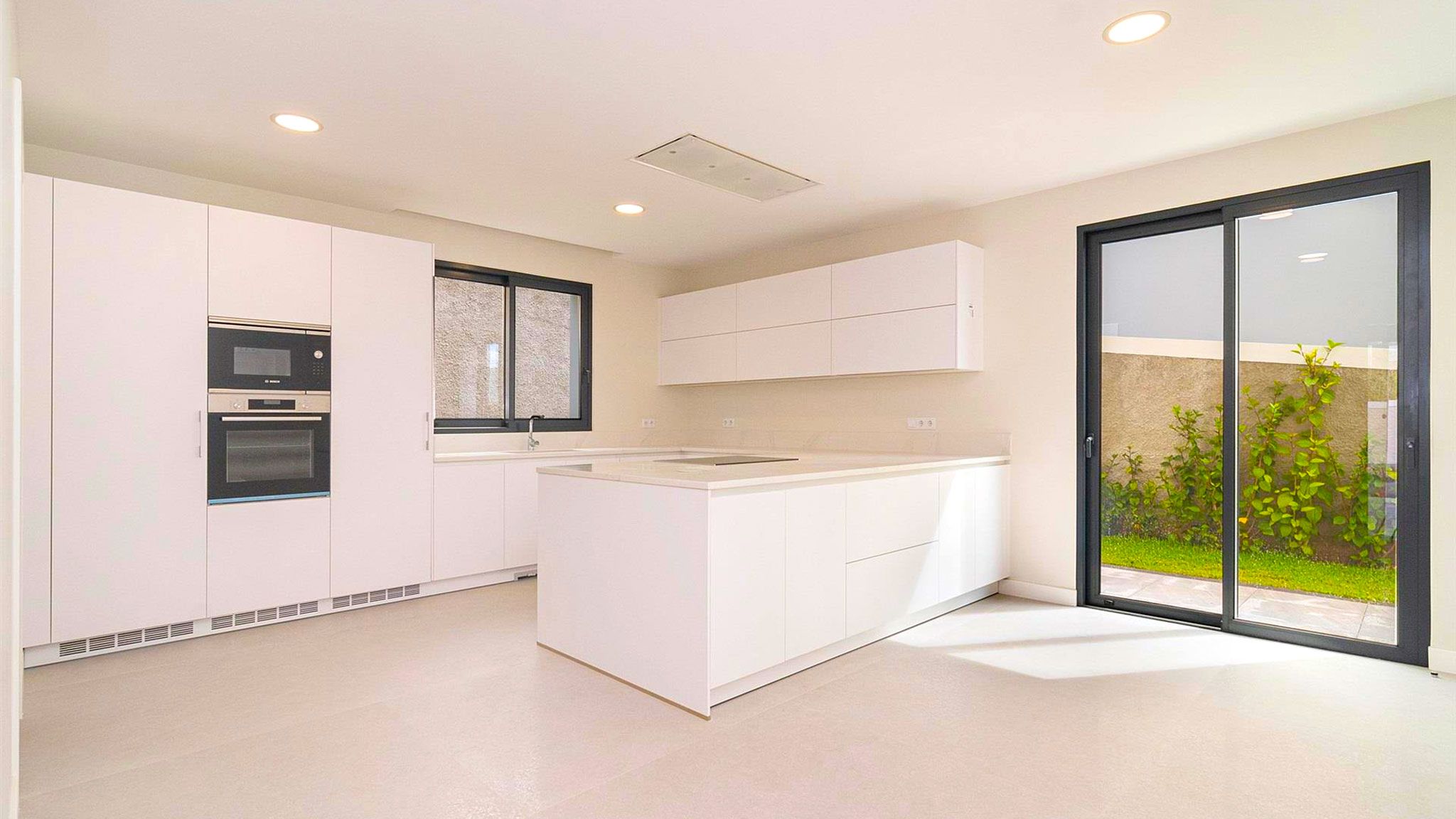 M557 Kitchen