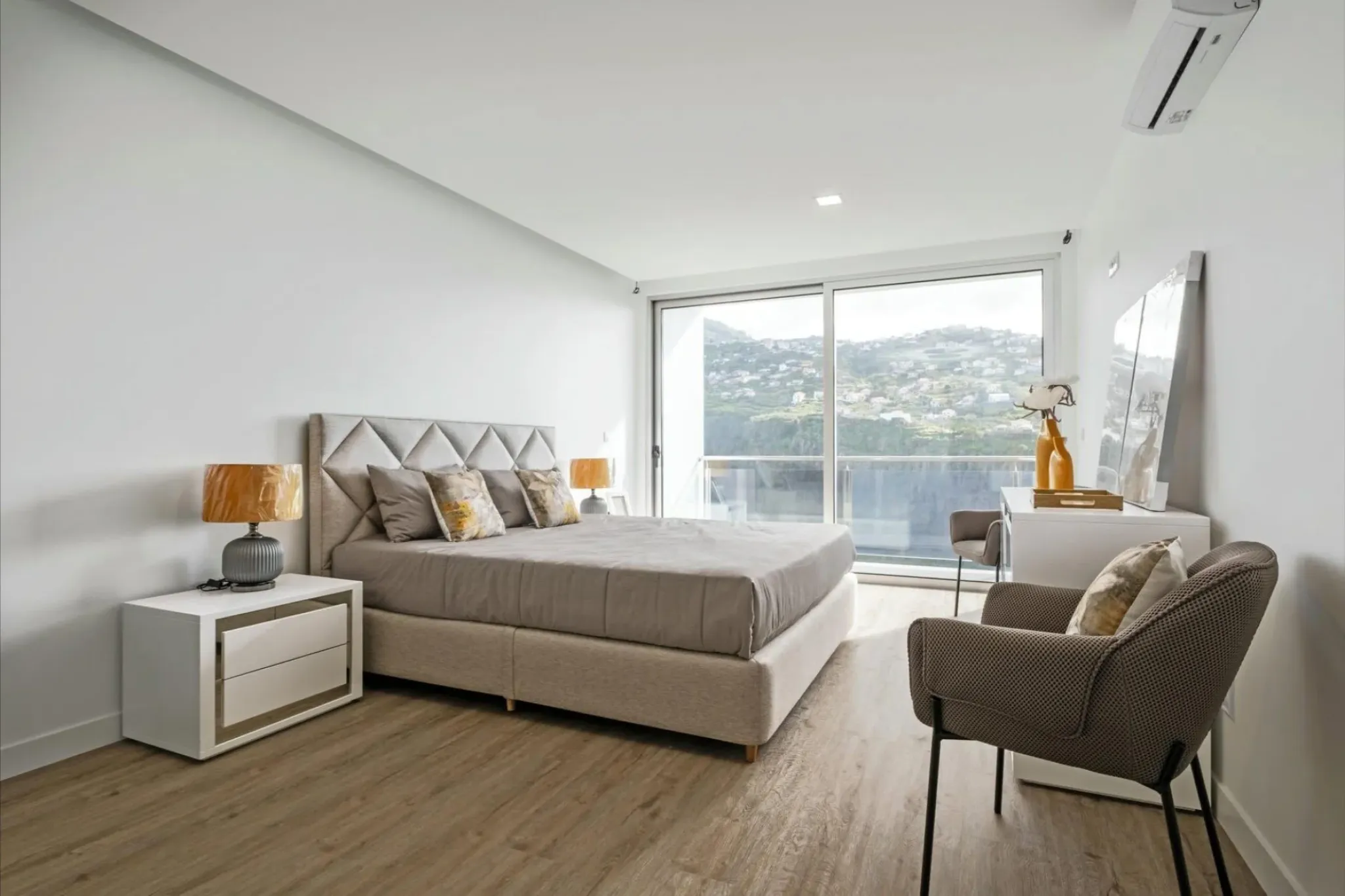 M796 Schlafzimmer
