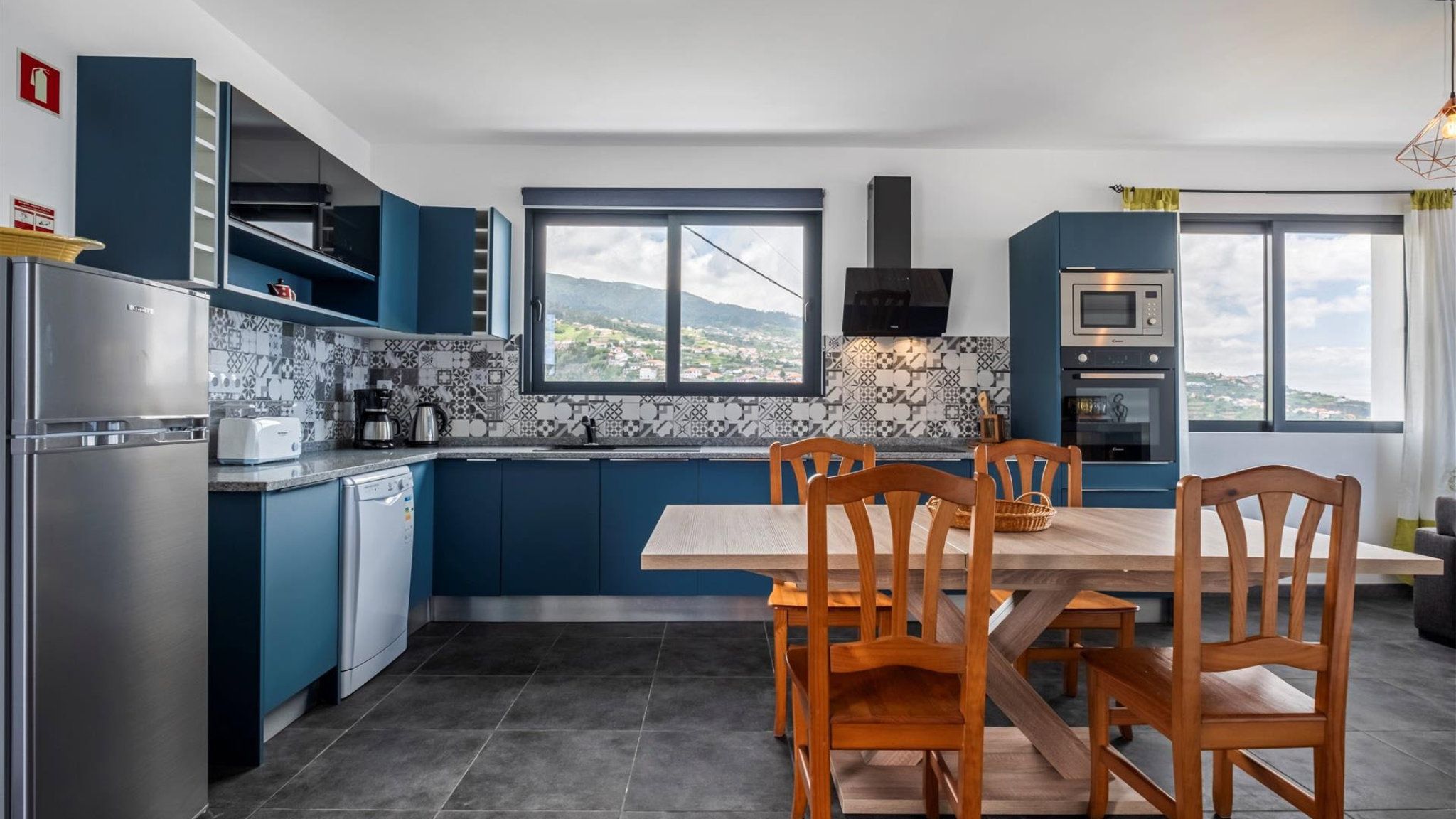 M680 Kitchen