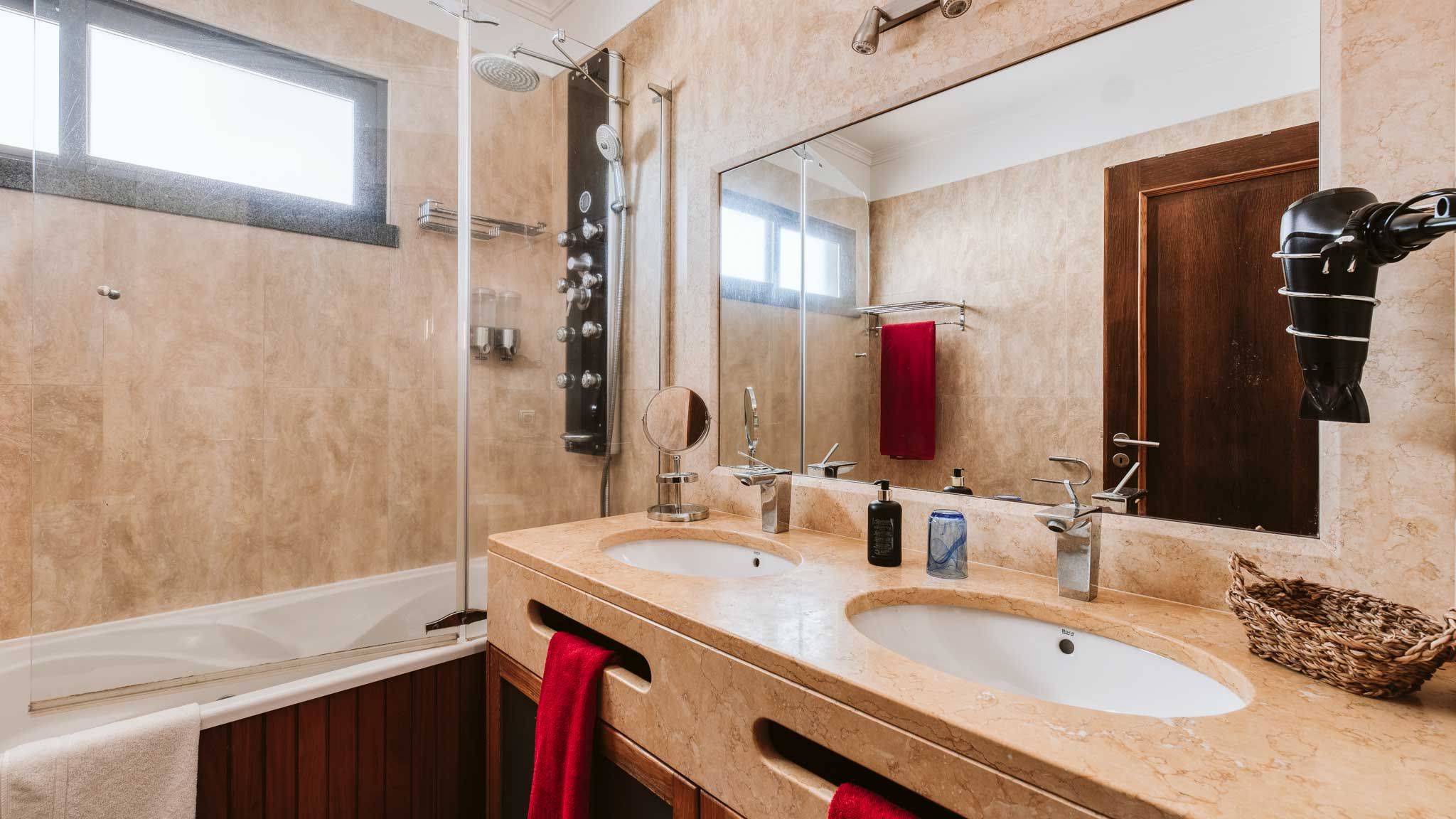 M515 Badezimmer