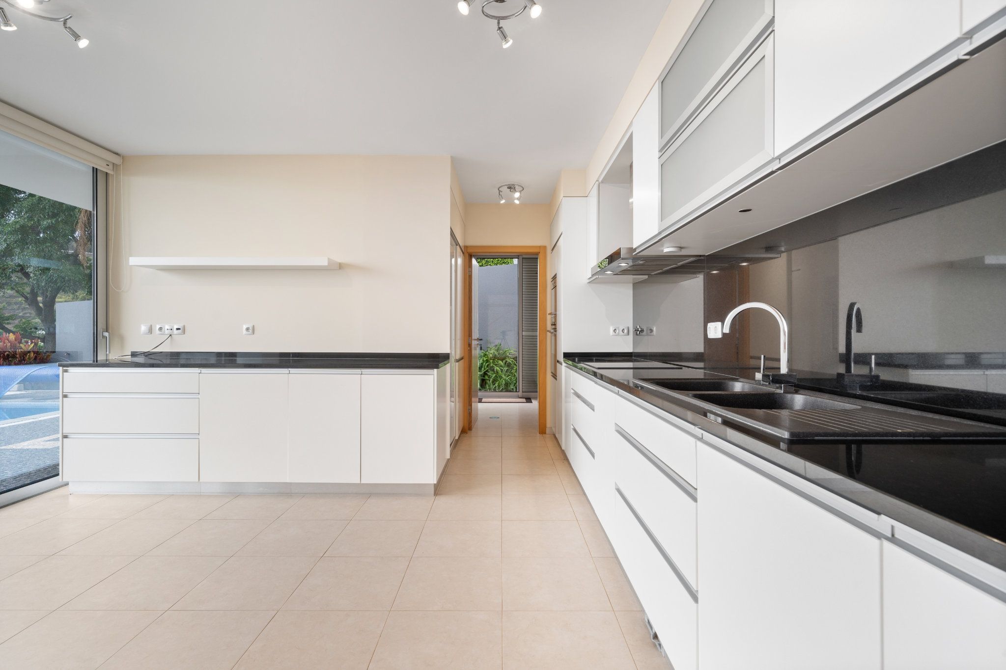 M761 Kitchen