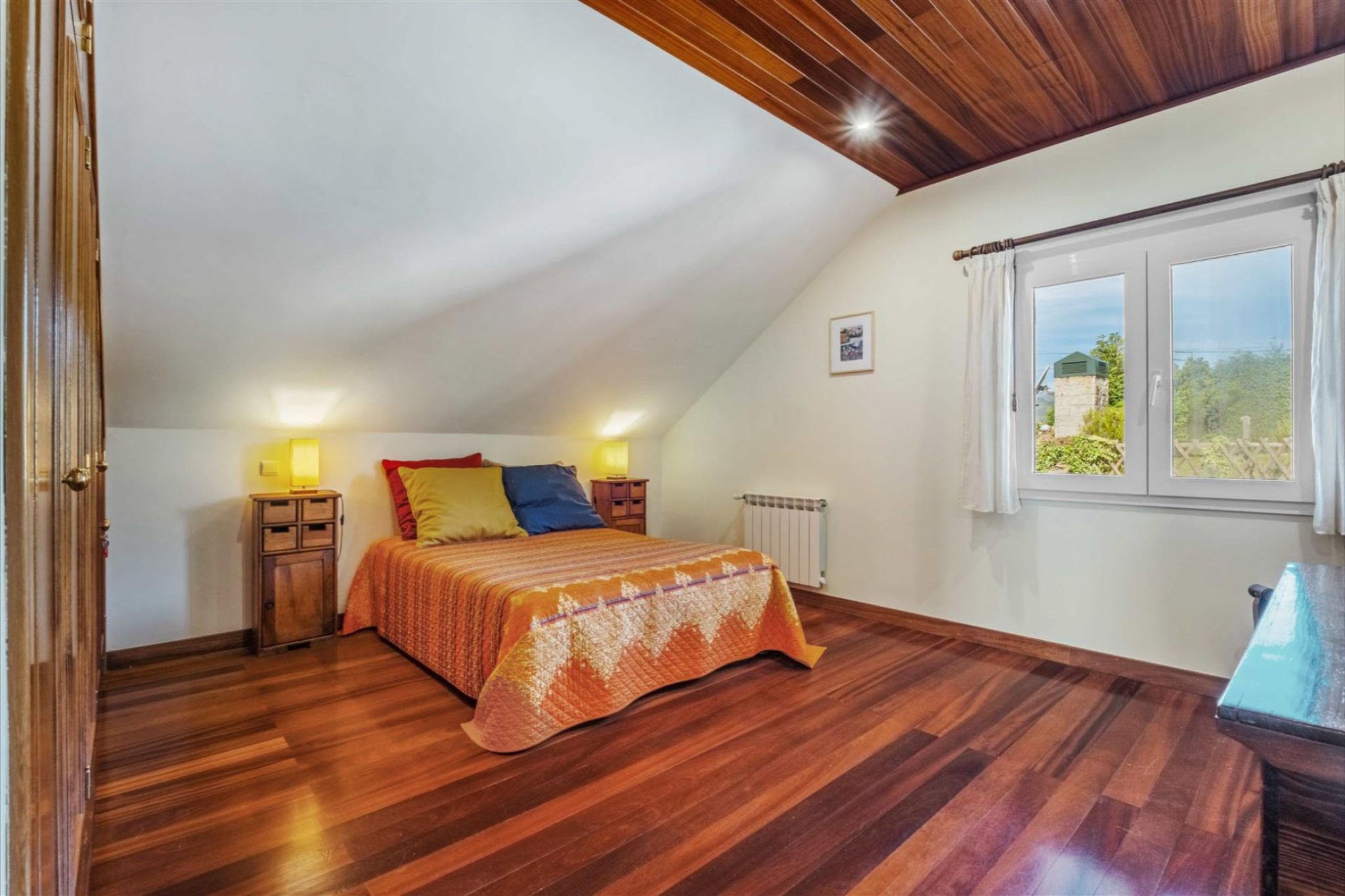 M758 Schlafzimmer
