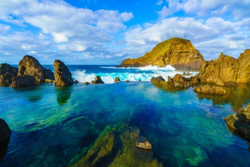 Meeresschwimmbecken in Porto Moniz