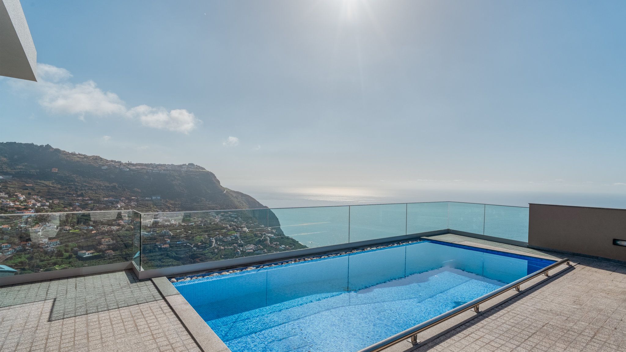 M696 Pool