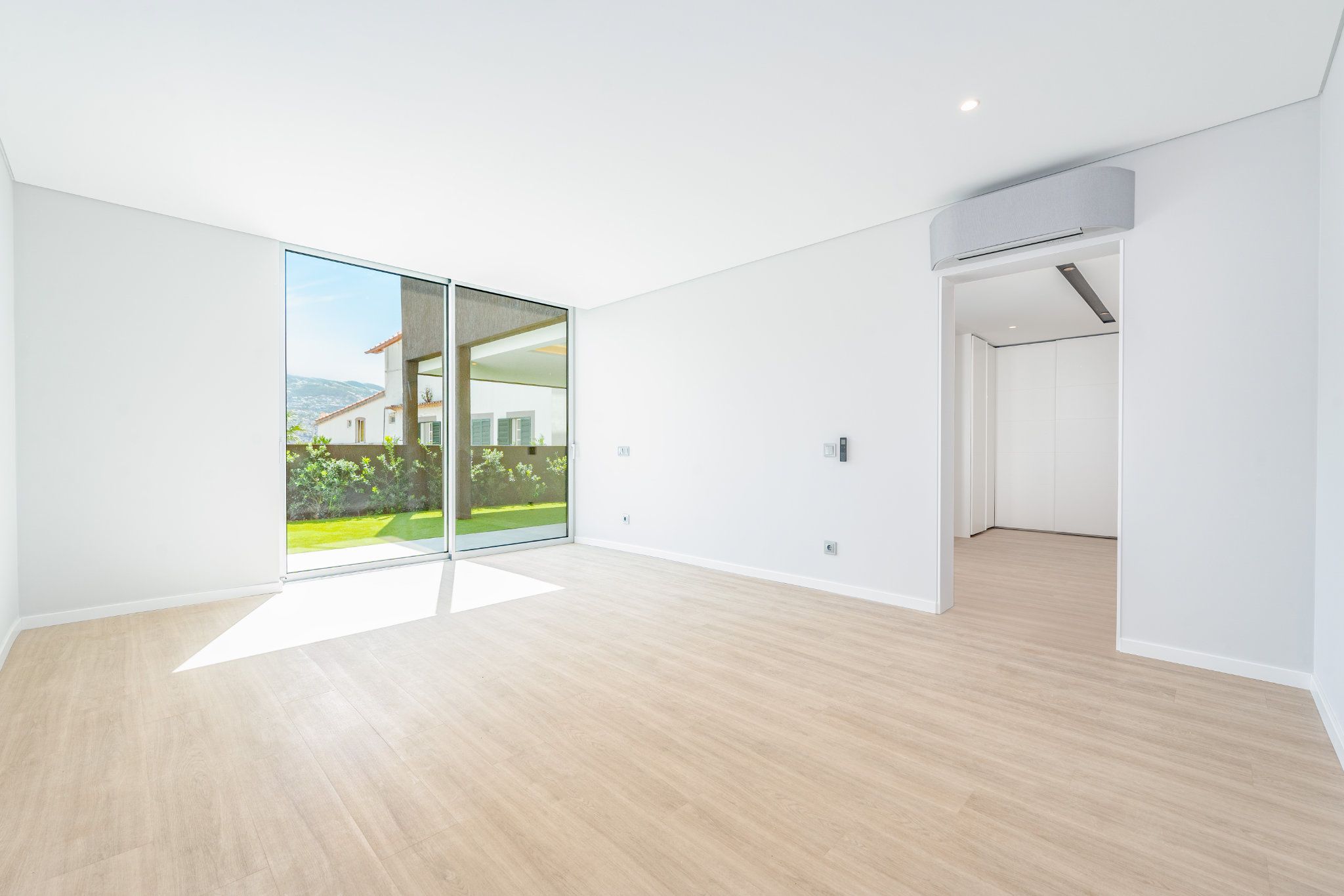 M753 Bedroom
