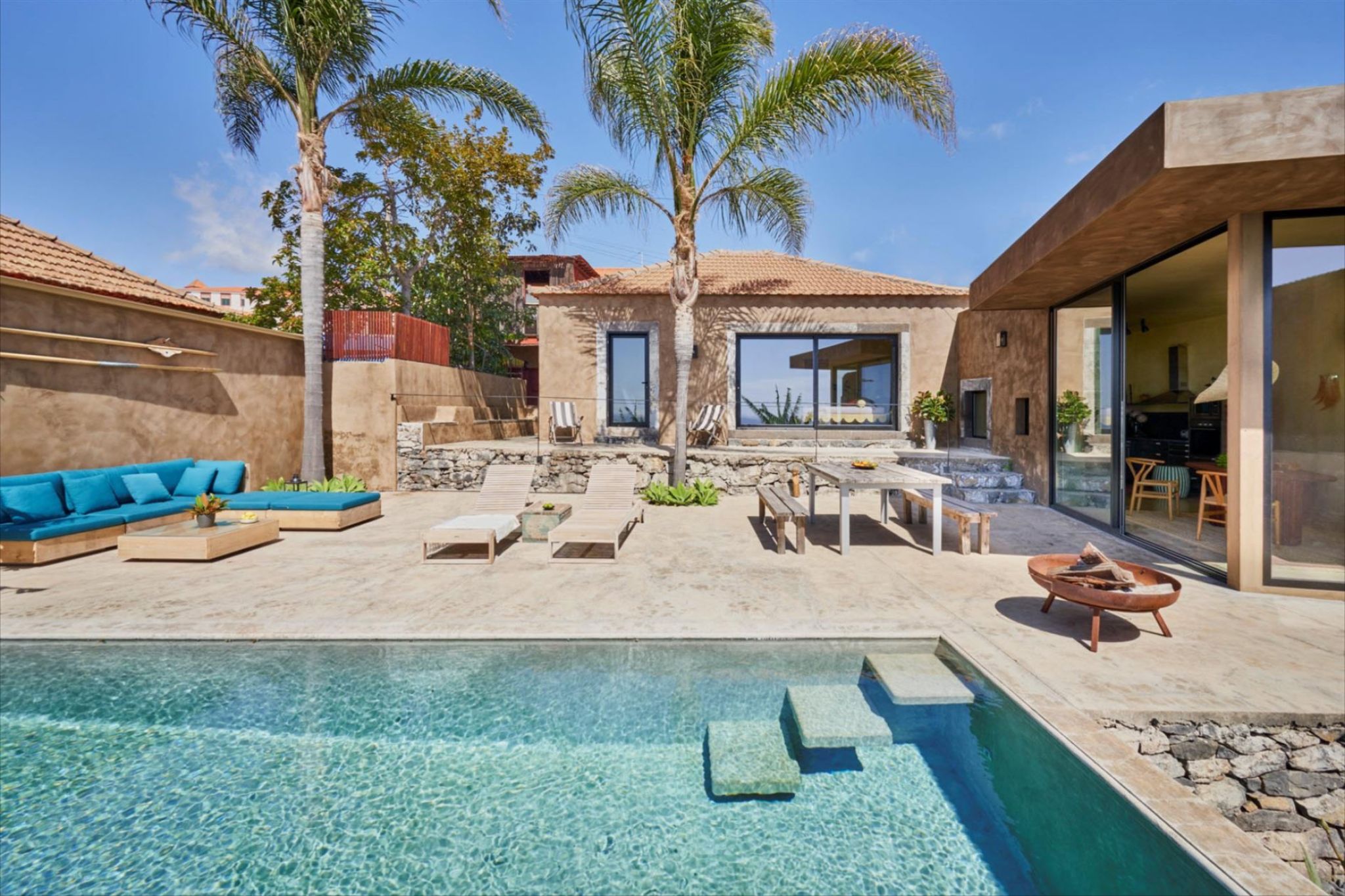 M760 Poolterrasse