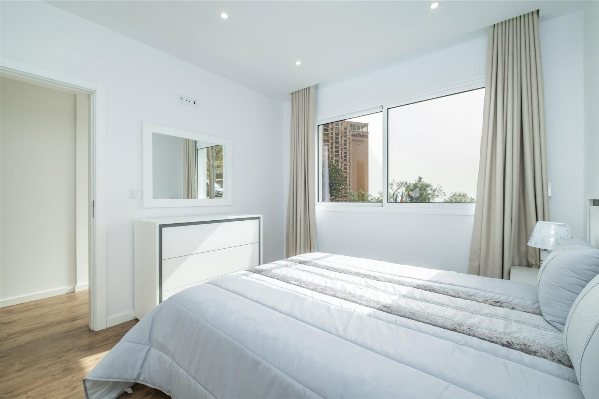 M786 Schlafzimmer