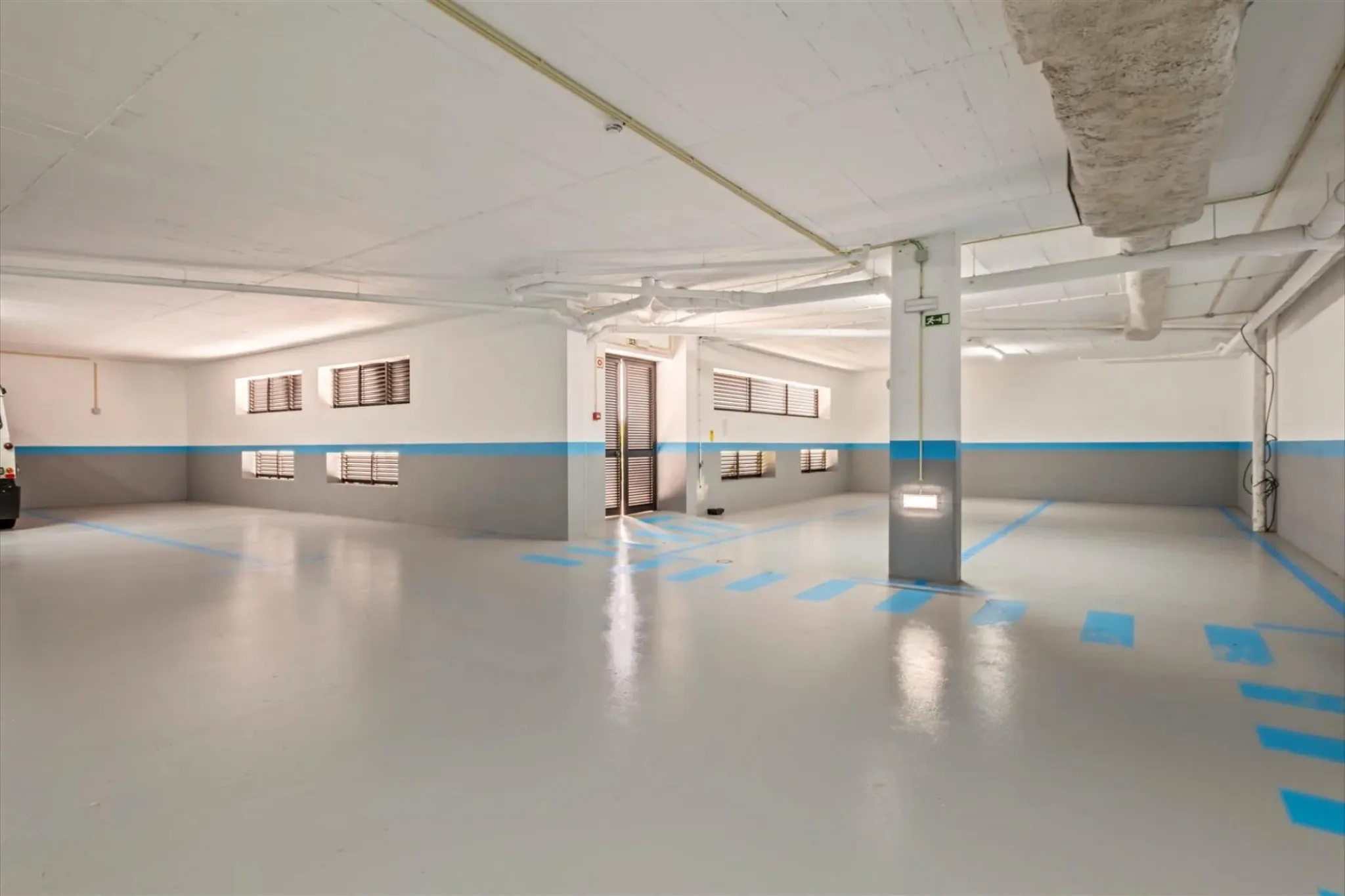 M797 Garage
