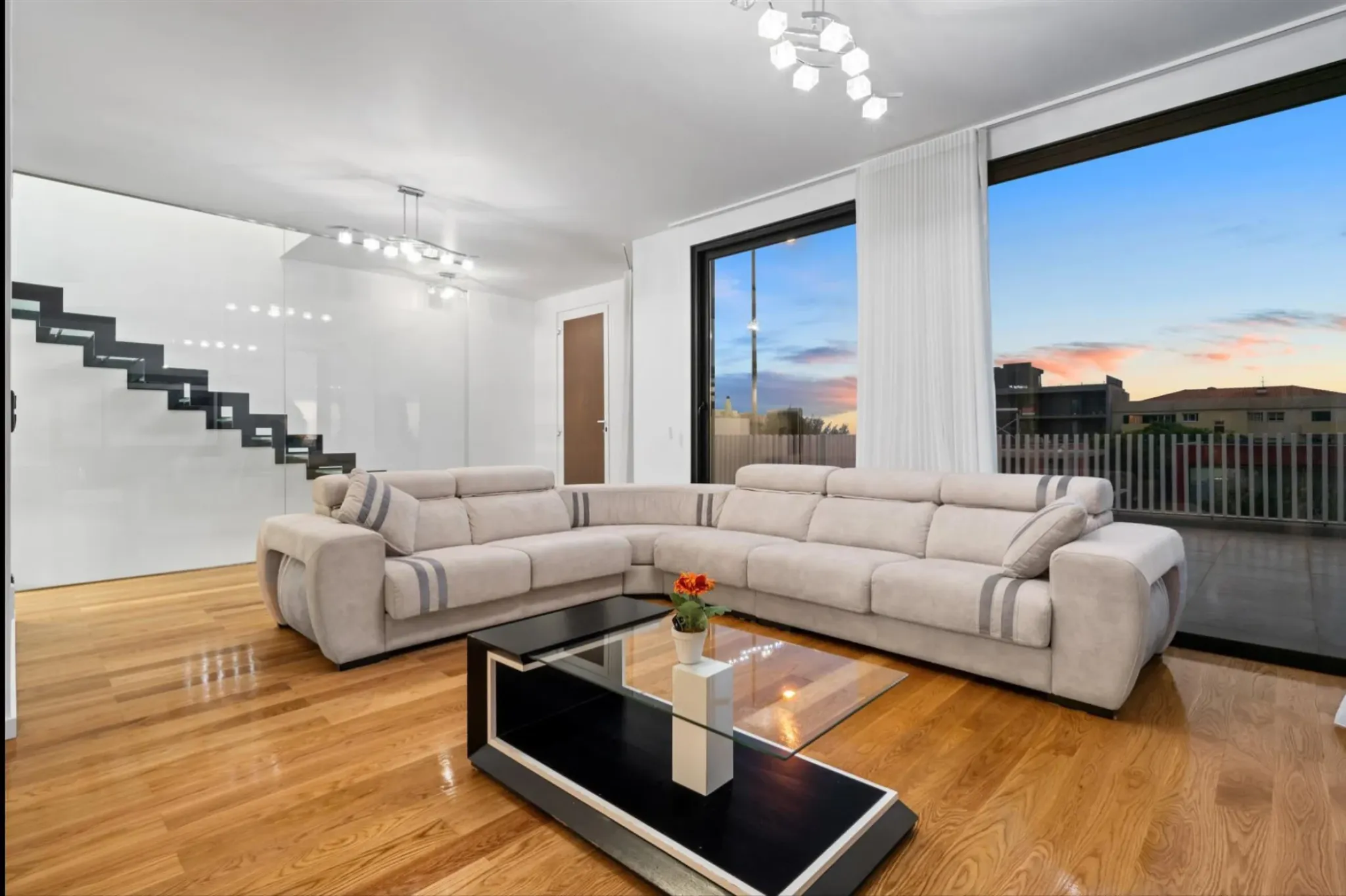 M795 Livingroom