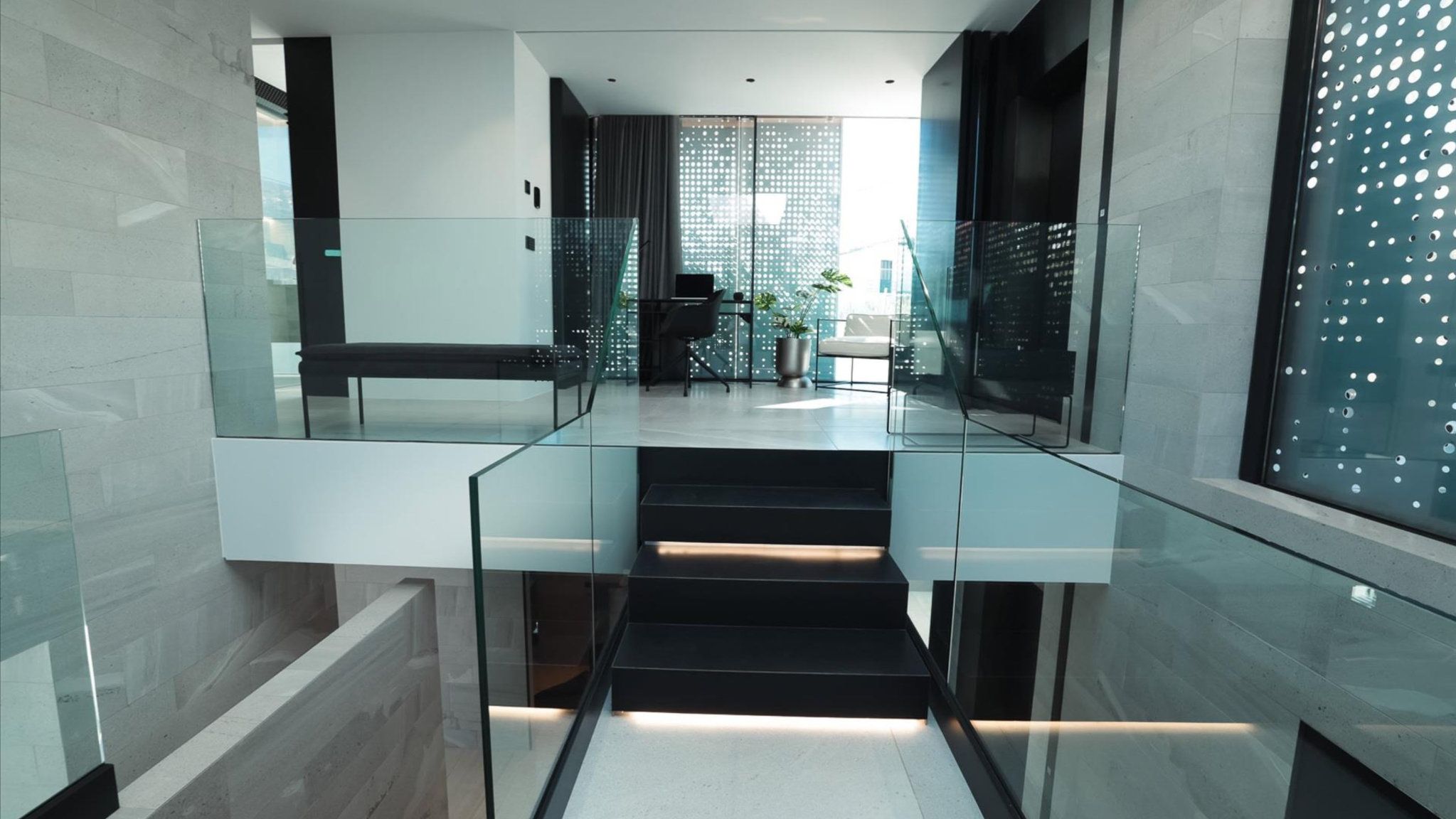 M519 office