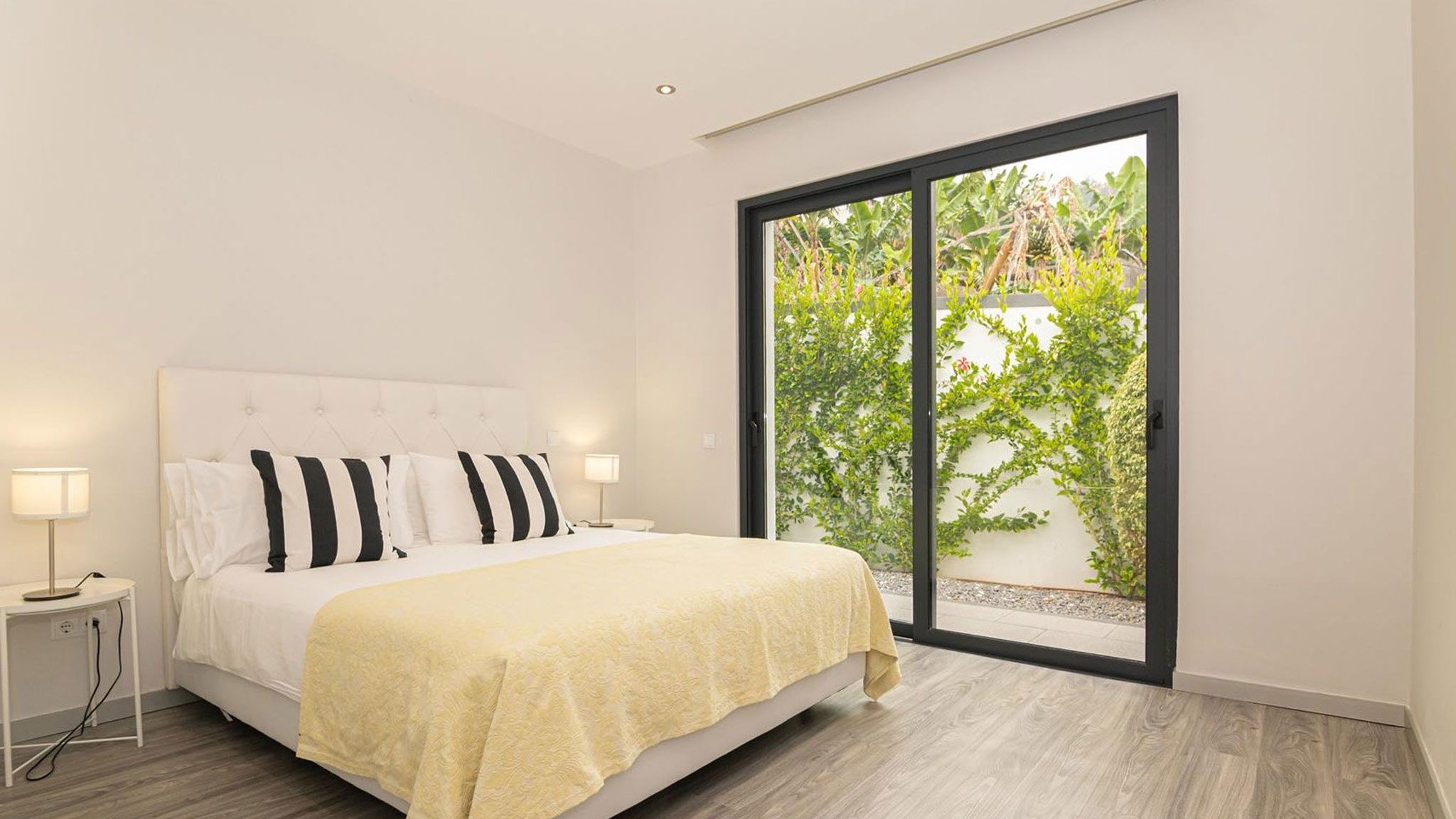 M590 Bedroom