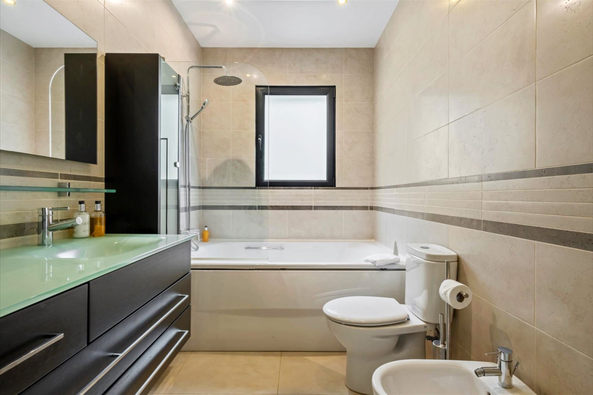 M768 Badezimmer