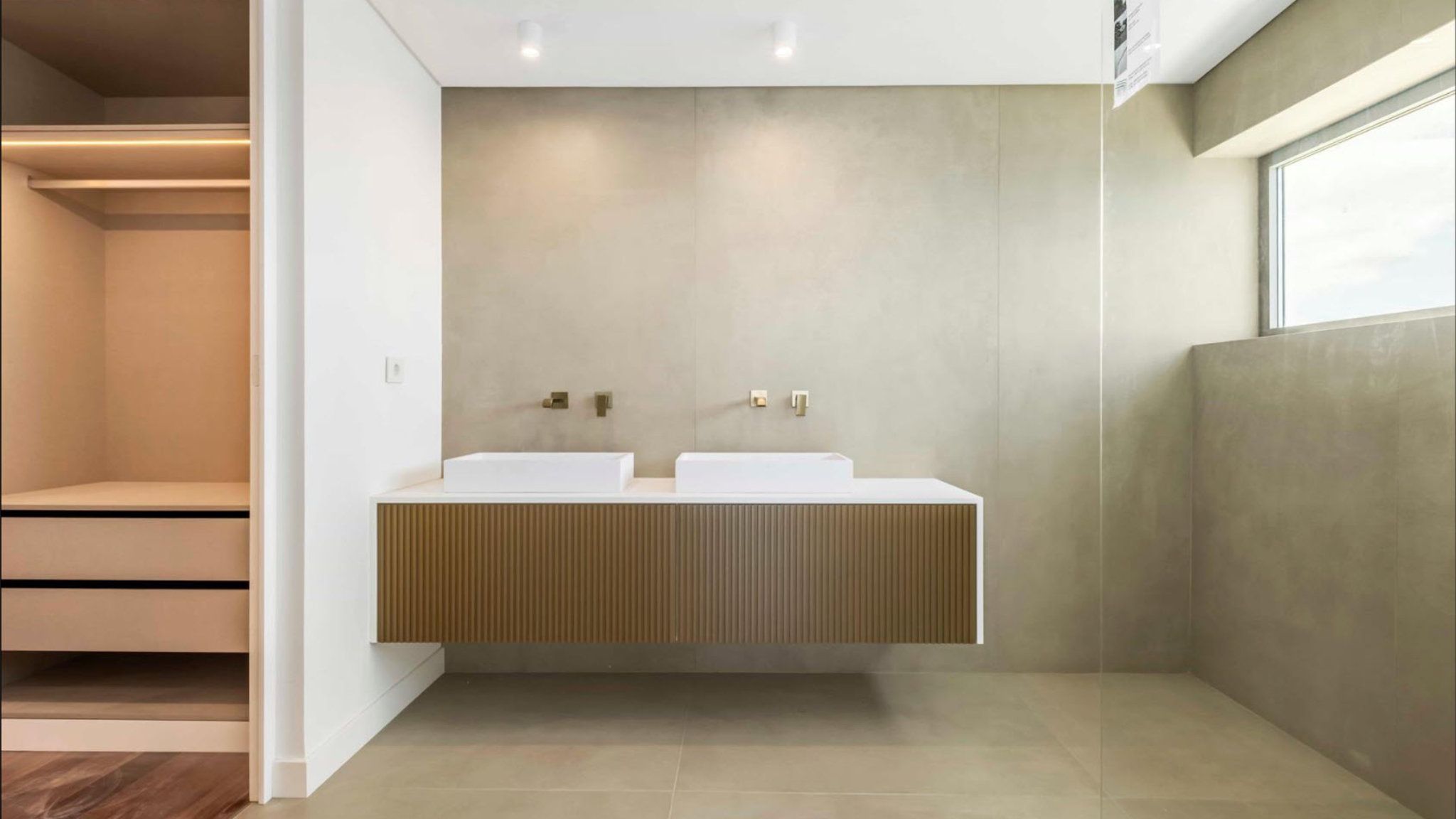 M702 Badezimmer