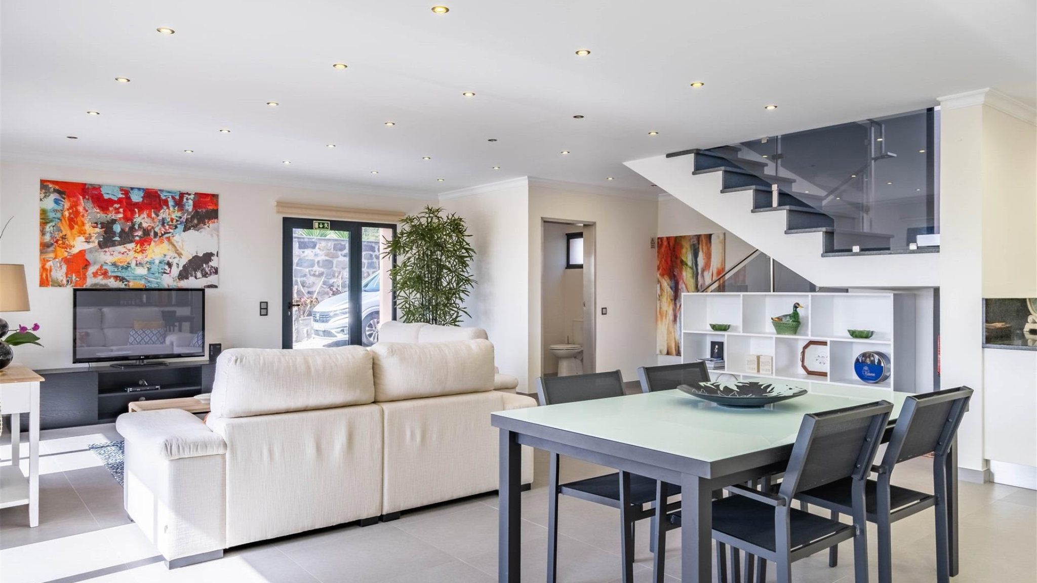 M655 Esszimmer