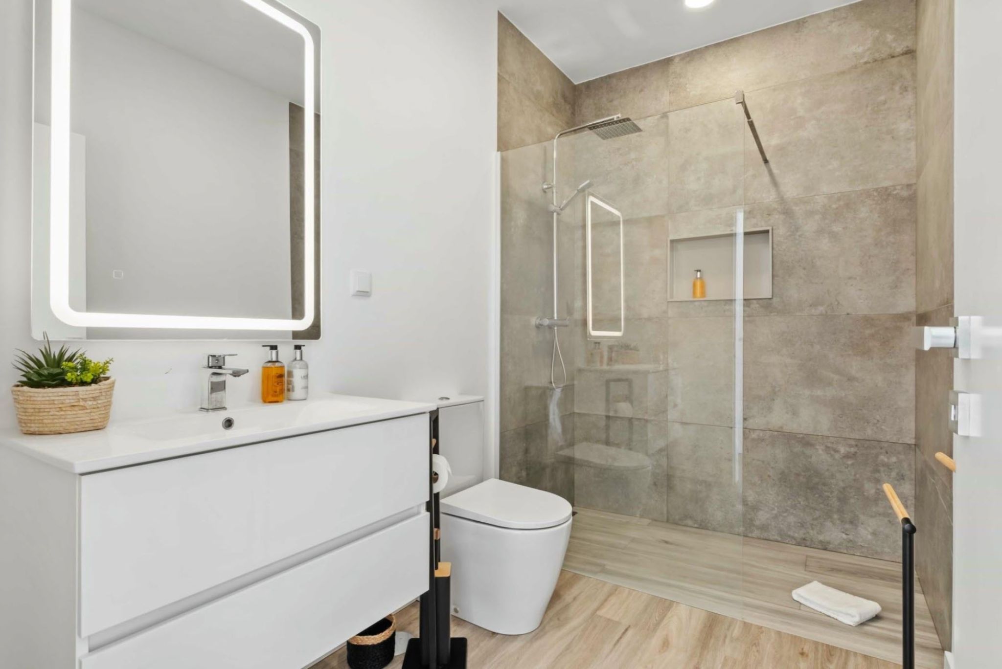 M764 Badezimmer