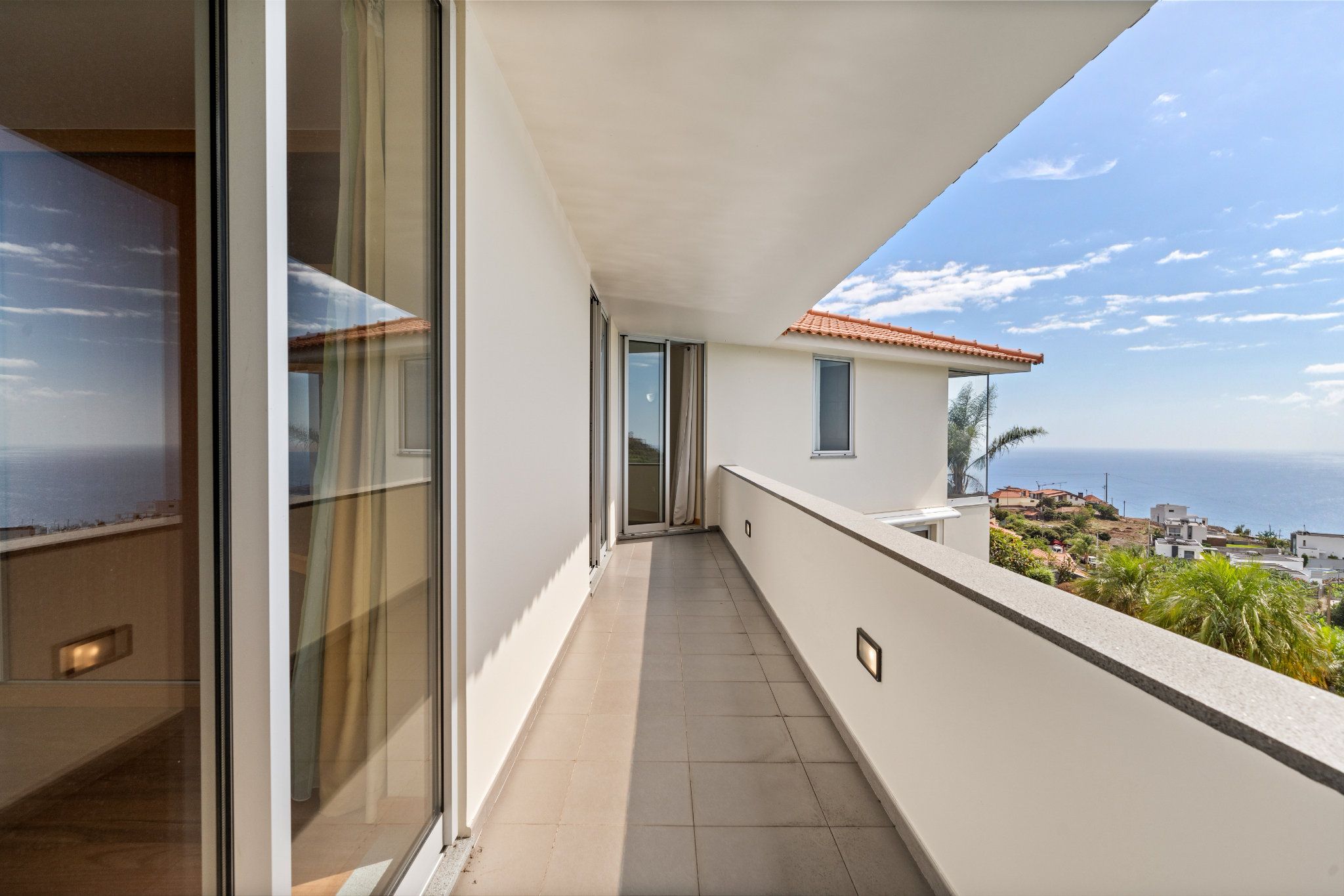 M761 Balcony