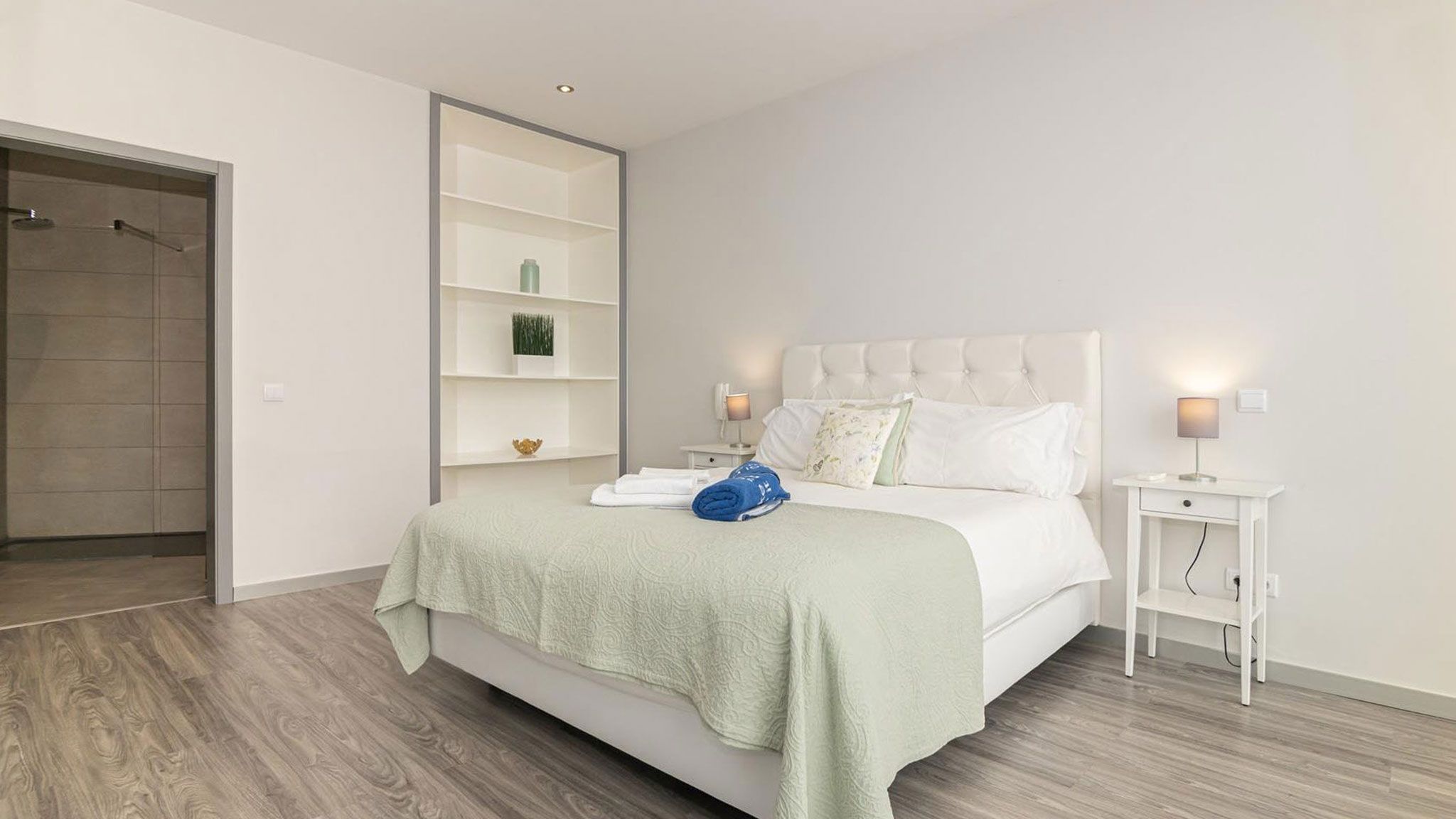 M590 Bedroom