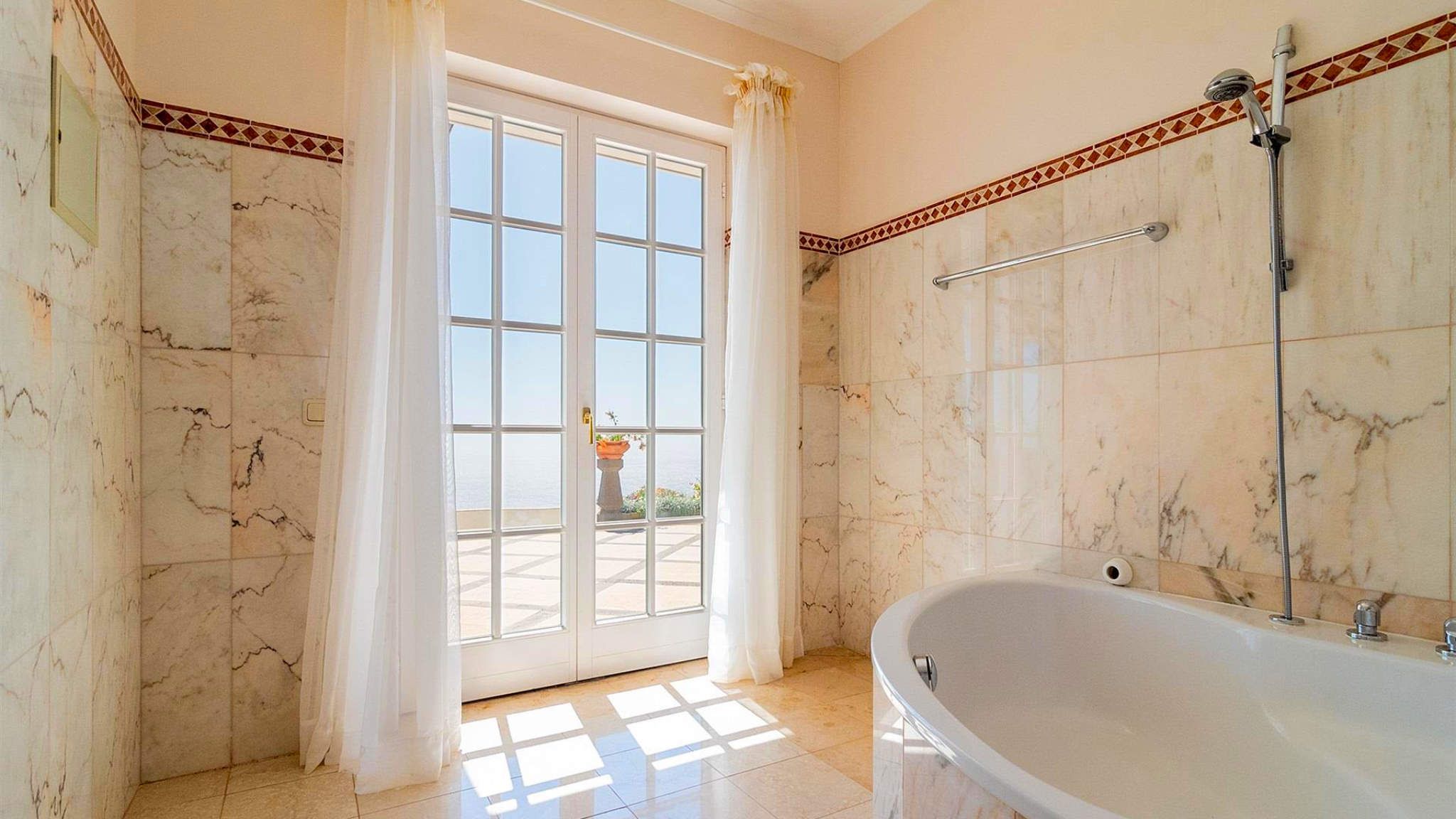 M597 Badezimmer