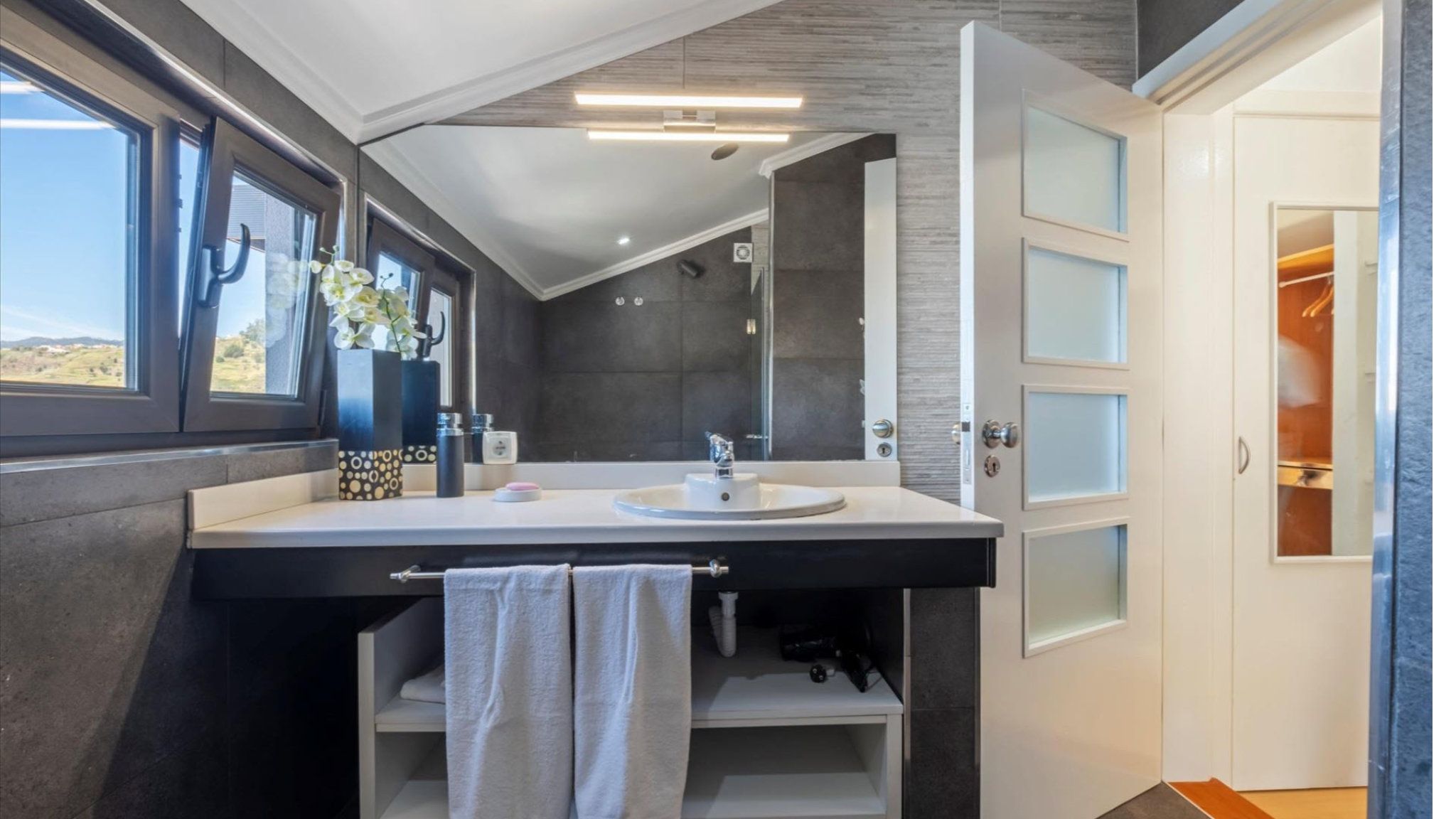 M712 Badezimmer