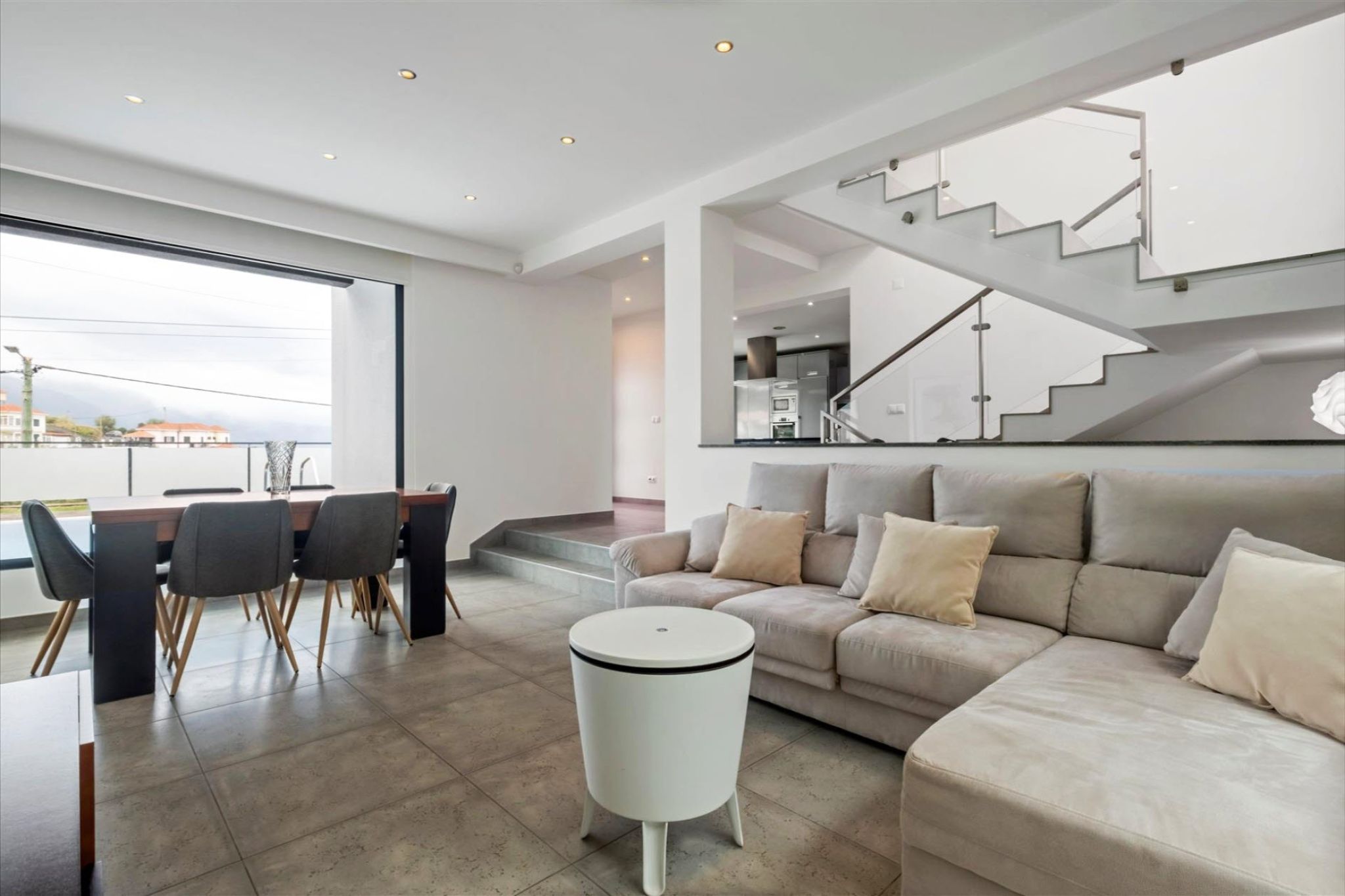M768 Wohnzimmer