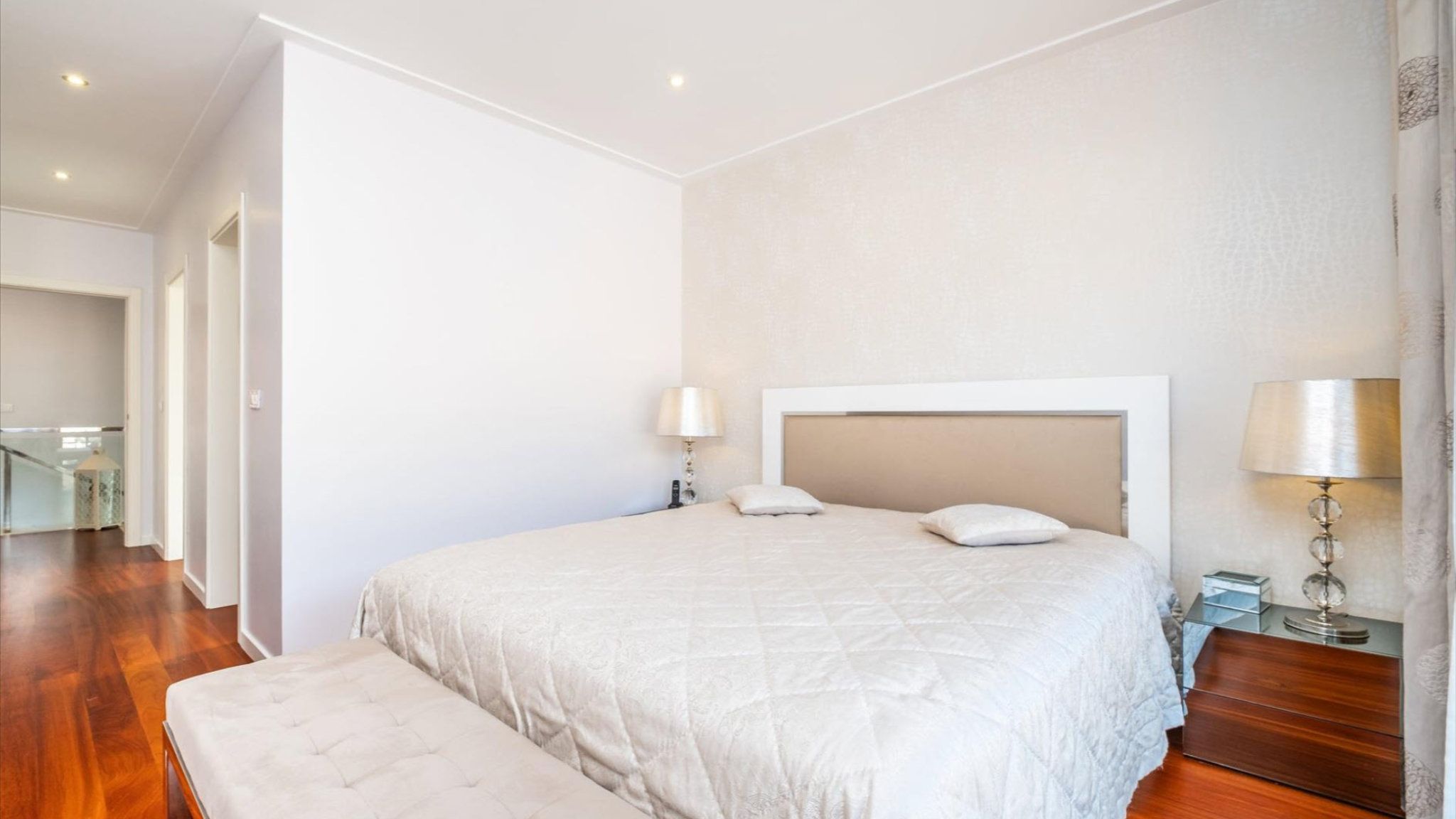 M733 Schlafzimmer
