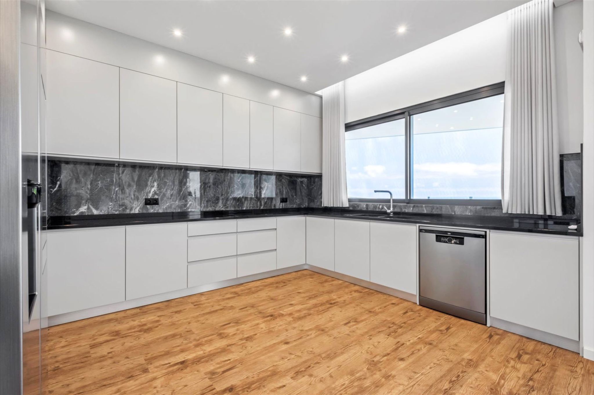 M755 Kitchen