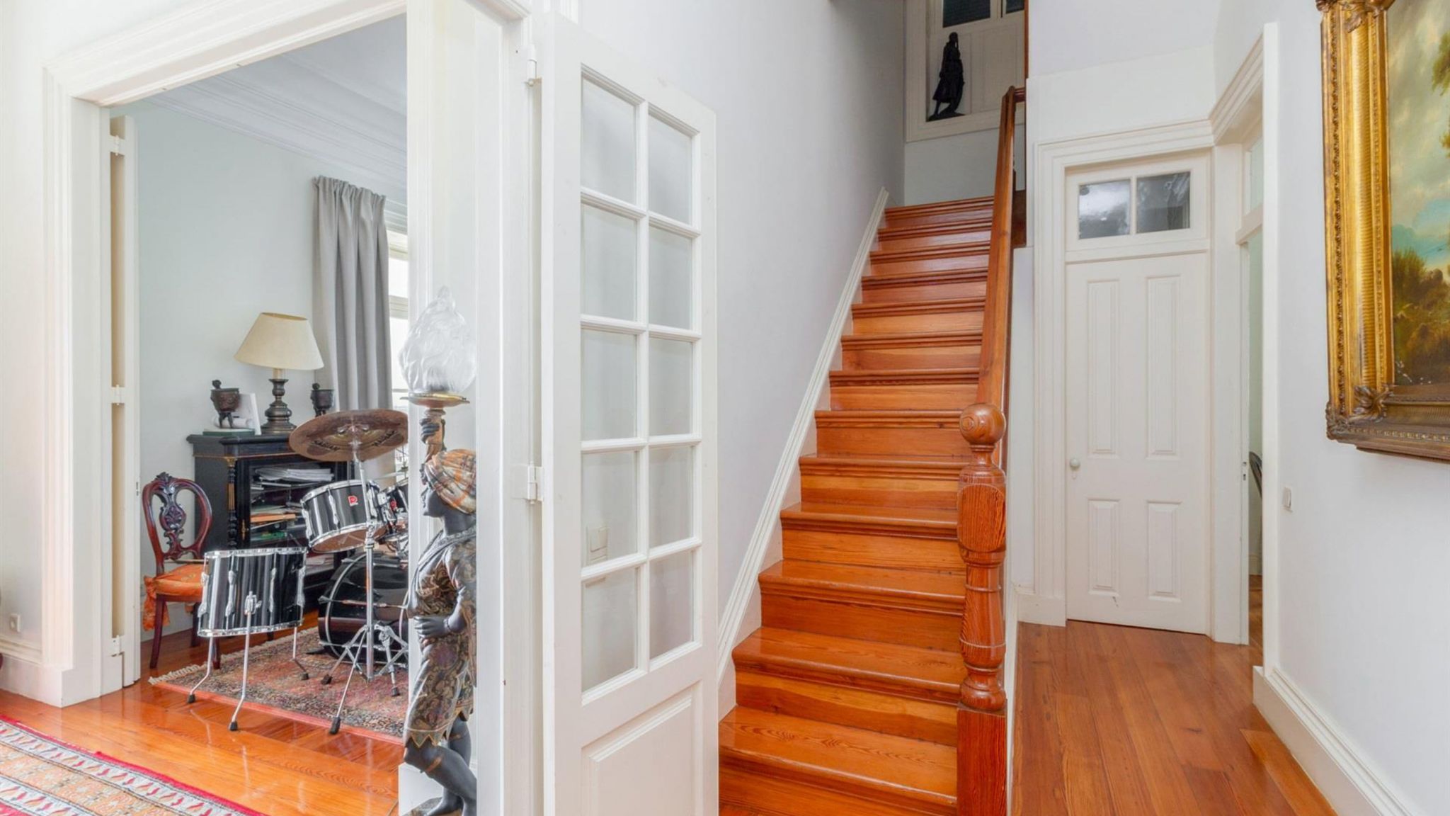 M667 Staircase